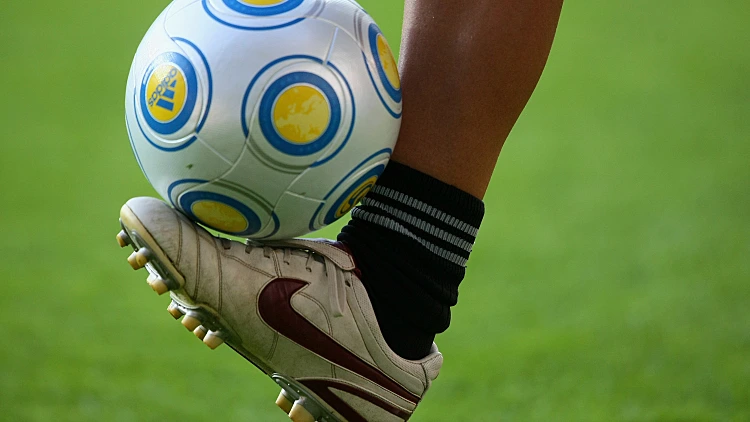 המתלוננת נגד כדורגלן העבר: "מפעילים נגדי לחצים - משבשים חקירה"