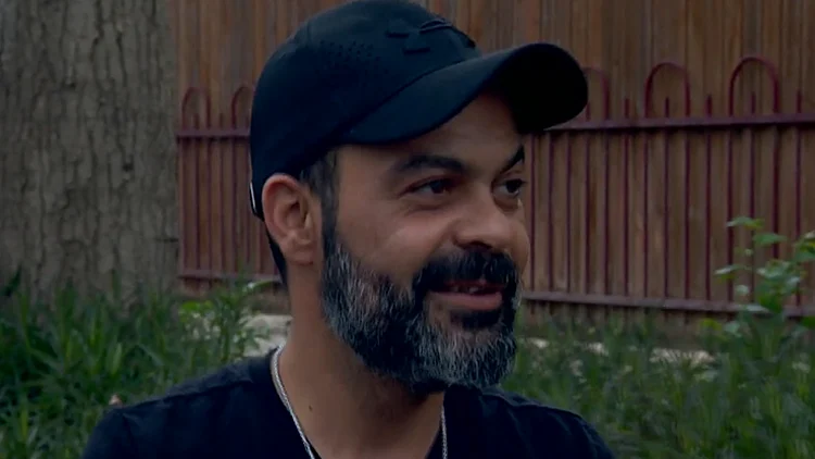 עמיר בניון מסכם 20 שנות קריירה ומגלה: "עברתי תקיפה מינית"