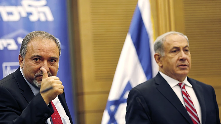 ליברמן משנה כיוון - יפסיק לתקוף את נתניהו בקמפיין הבחירות