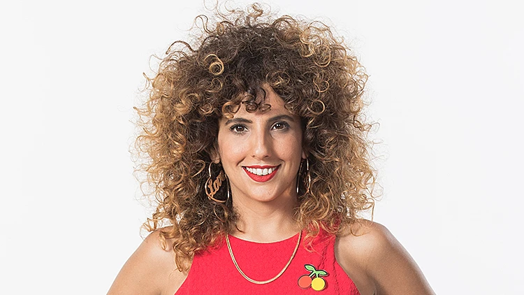 דוריס נמני