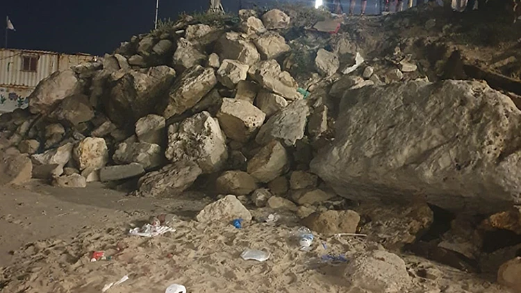 טרגדיה בבת ים: ילד נפל מצוק בחוף – ונהרג