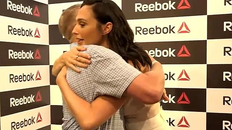 העיתונאי על הספקטרום ראיין את גל גדות