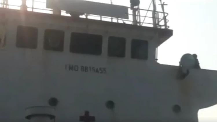 איראן מפרסמת: כך עצרנו את מכלית הנפט במפרץ הפרסי • תיעוד