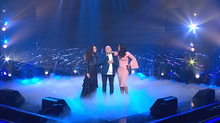 יובל דיין, שלומי שבת ונסרין קדרי בביצוע ל"בדיוק כמו הירח"