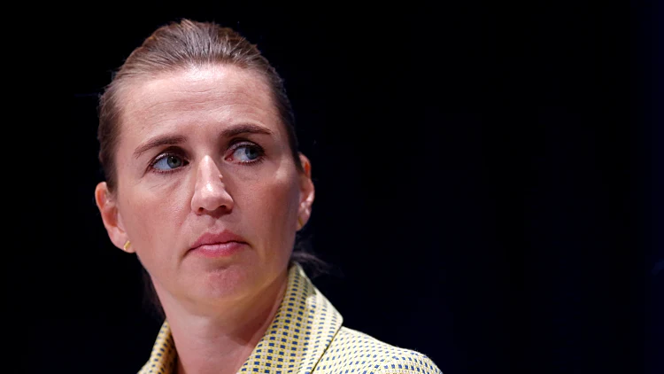 בגלל שלא רצתה למכור את גרינלנד: טראמפ דחה פגישה עם ר"מ דנמרק