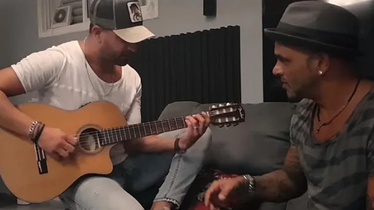 אייל גולן ומשה פרץ בשיר "כמה ימים"