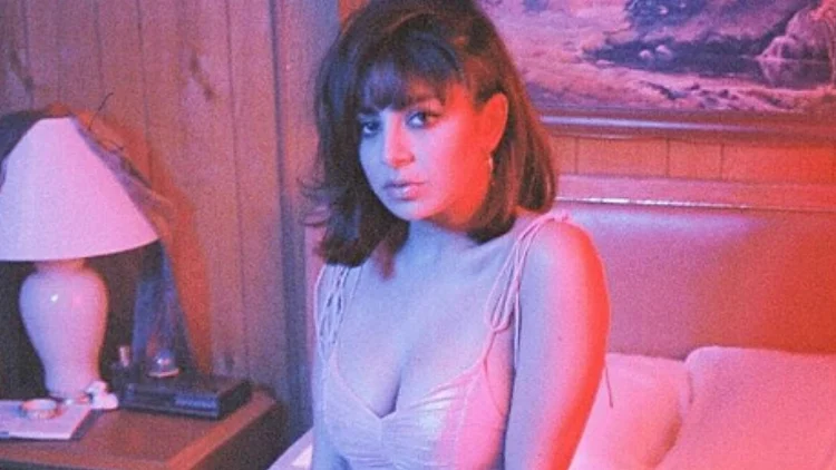 צ'ארלי ,אינסטגרם