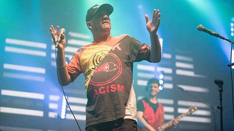 שאנן סטריט בהופעה של הדג נחש