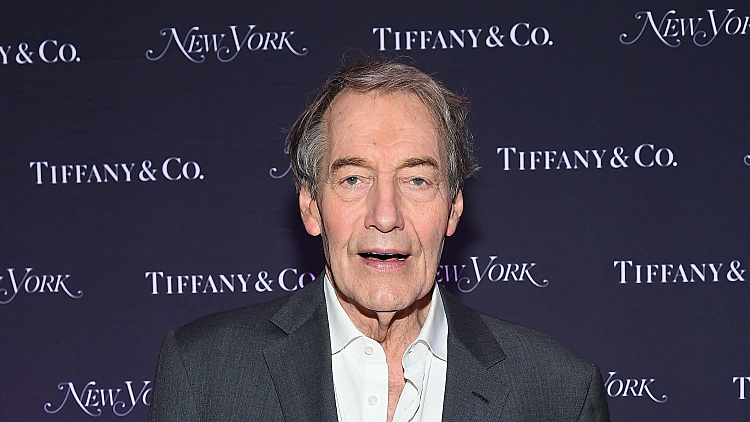 מגיש ושדרן רשת CBS צ'רלי רוז