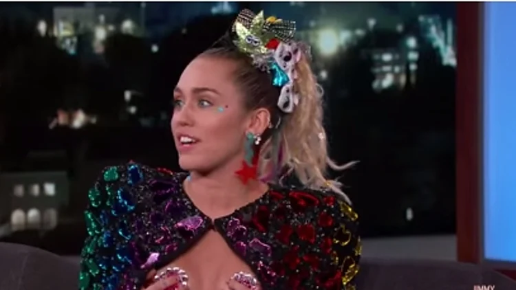 מיילי סיירוס אצל ג'ימי קימל