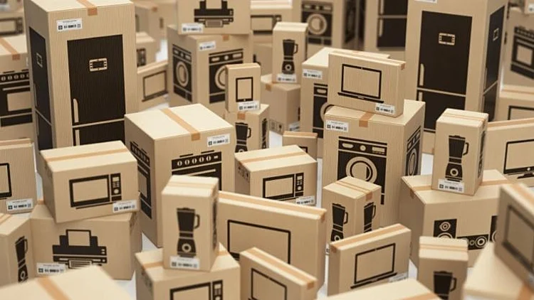 החבילות נערמות