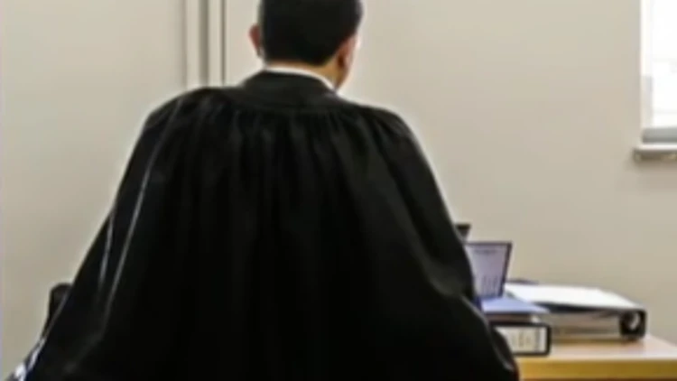 "ניקח לך את הילדים": חשד – עו"ד שלח עבריין לאיים על עו"ד אחר