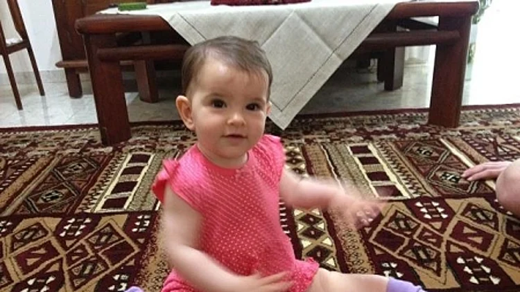 לייק אדלר בת שנה