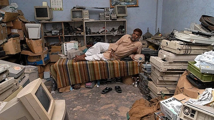 פסולחת אלקטרונית בעולם השלישי