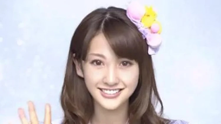 כוכבת יפנית שהתגלתה כיישות וירטואלית