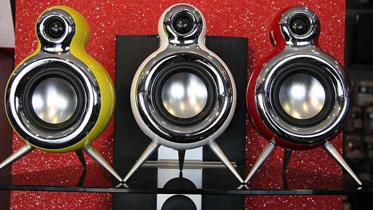 רמקולי סטריאו