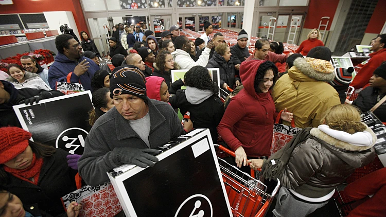 שופינג צפוף ביום שישי השחור