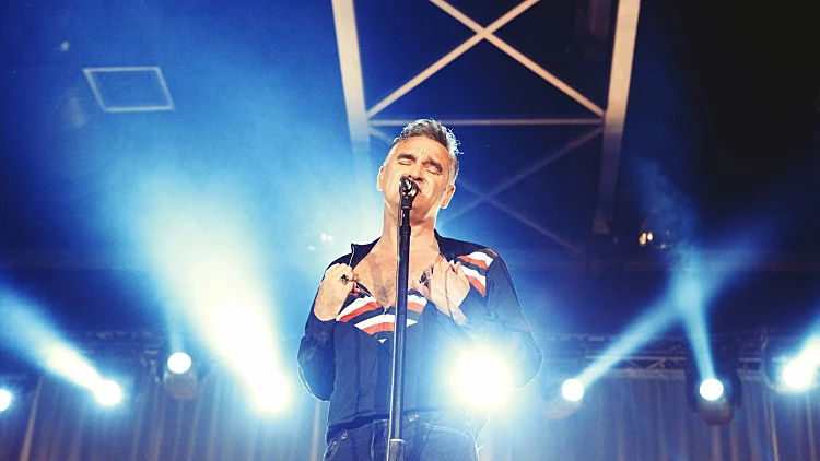 הנסיך האפל: כך נראה מוריסי על הבמה בישראל