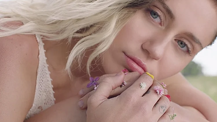 מיילי סיירוס