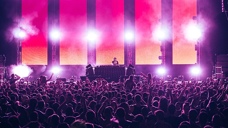 טייסטו בישראל