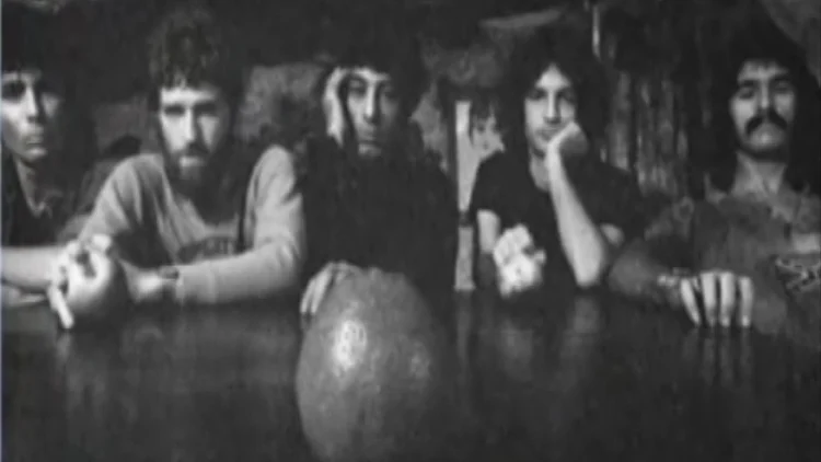 תמוז מתאחדת: כך שינתה הלהקה משנות השבעים את הרוק הישראלי