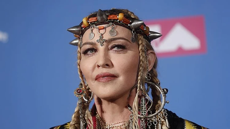 מדונה במחווה לאריתה פרנקלין