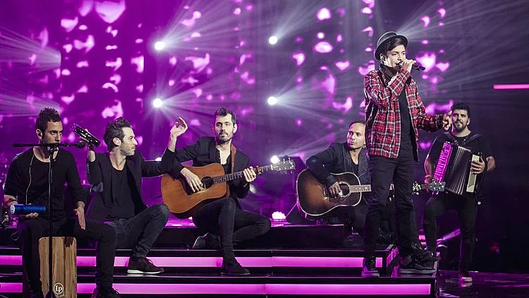 שים לופז - "Stitches"