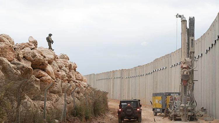 שנה אחרי "מגן צפוני": צה"ל פורס תשתיות לגילוי מנהרות בגבול