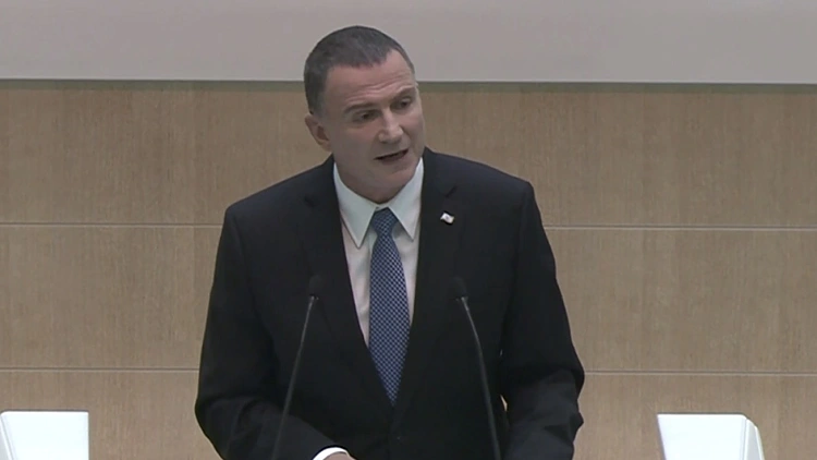 יו"ר הכנסת יולי אדלשטיין בנאומו בפרלמנט הרוסי