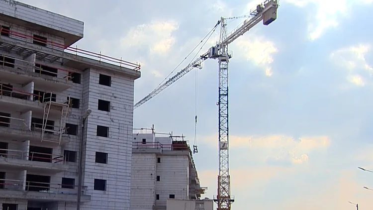 אתר בנייה בשכונה חדשה בראש העין