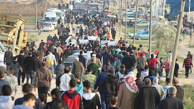 הפגנות פלסטיניות על גדר עזה