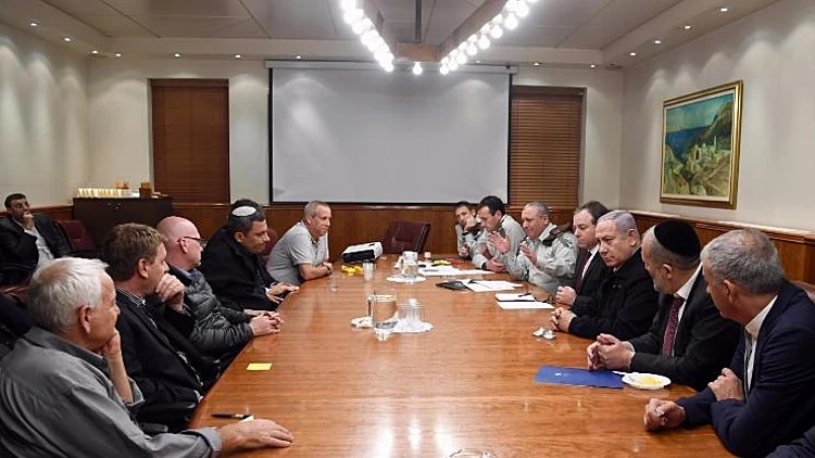 פגישת ראש הממשלה עם ראשי הרשויות בדרום