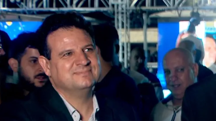 עודה: "לא קיבלתי טלפון מגנץ – חושב שינסה להרכיב ממשלת אחדות"