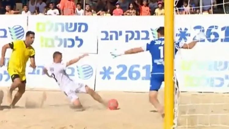 הטובה ביבשת: כפר קאסם זכתה באליפות אירופה בכדורגל חופים