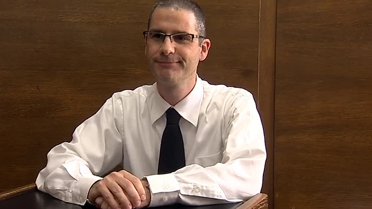 עורך הדין, ערן שחם-שביט