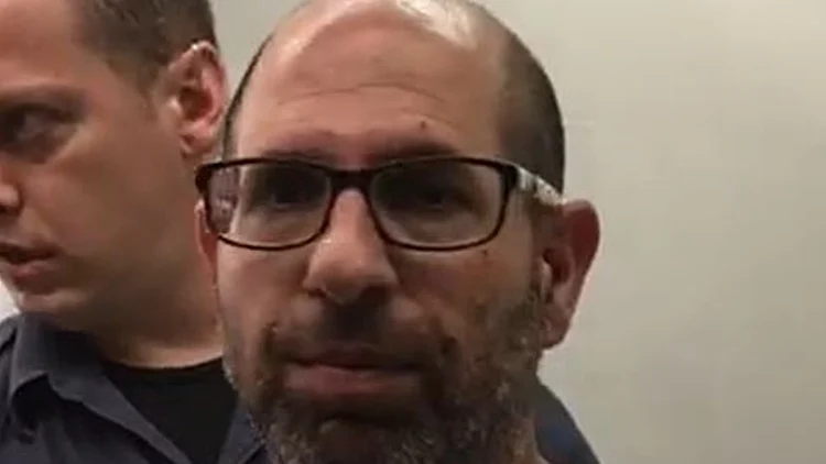 שאול שמאי, החשוד בהטרדה מינית של תלמידותיו