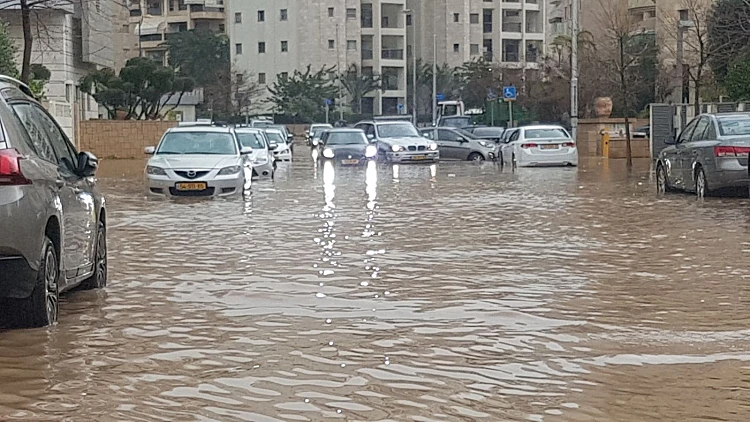 הצפות בחולון