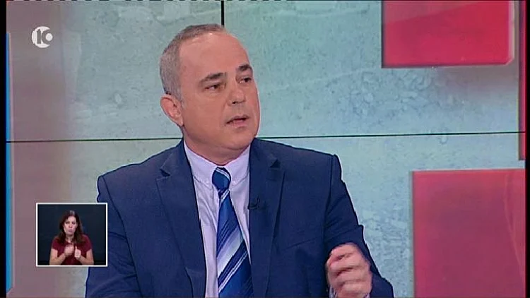 יובל שטייניץ במטה המרכזי