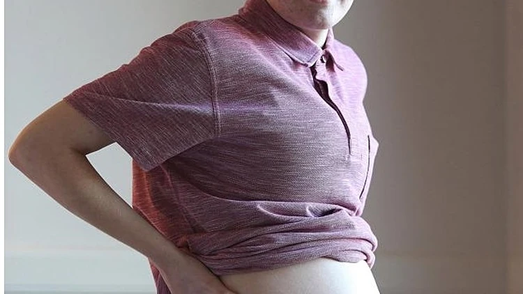 "מחוץ לרחם": הטראומה שחוות נשים שעברו הפלה בשלב מאוחר | חדשות 13