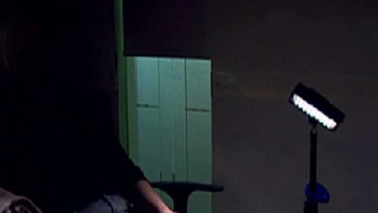 "מחוץ לרחם": התלאות שנפגעות אונס עוברות – בדרך להפלה | חדשות 13