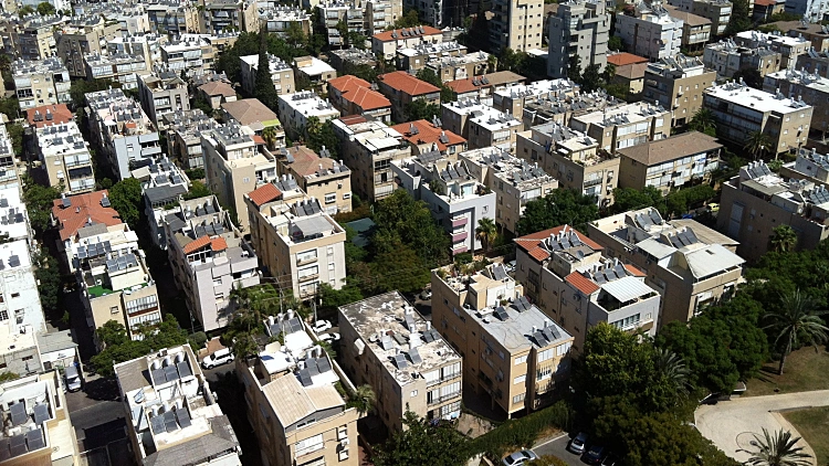 גבעתיים, מבט מלמעלה