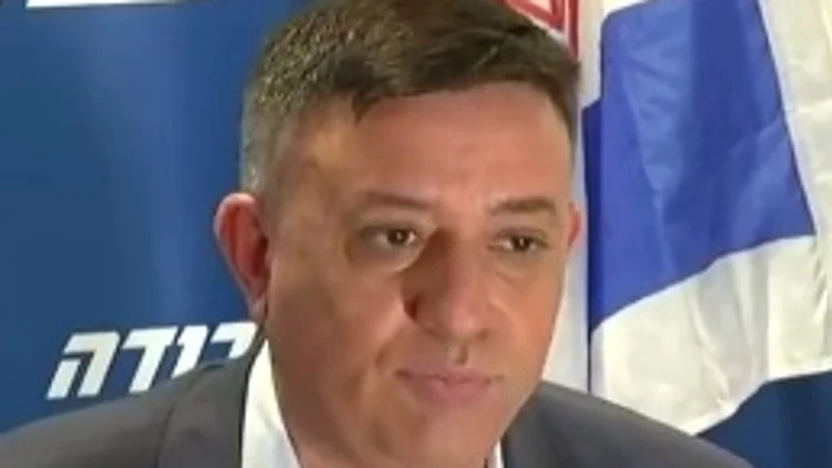 יו"ר העבודה החדש אבי גבאי נואם במטה המפלגה