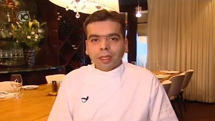 ניב גלבוע מבקר במסעדת רפאל