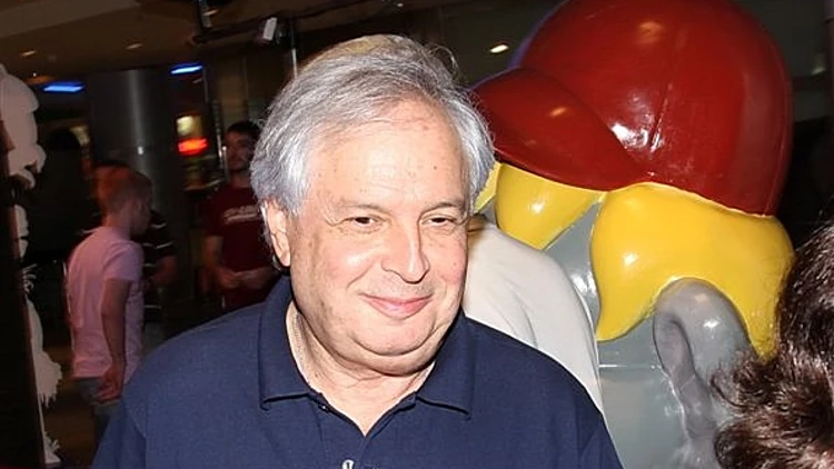 שאול אלוביץ' בפרימיירת הסרט חמש שעות מפריז