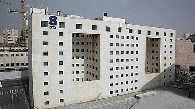 שלמה כפיר, יו"ר ועד העובדים של בזק