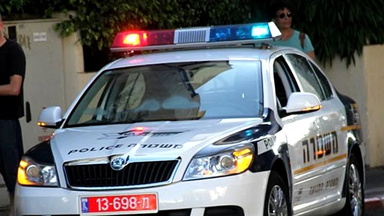 ניידת משטרה