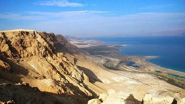 ים המלח-נוף ממצוקי דרגות