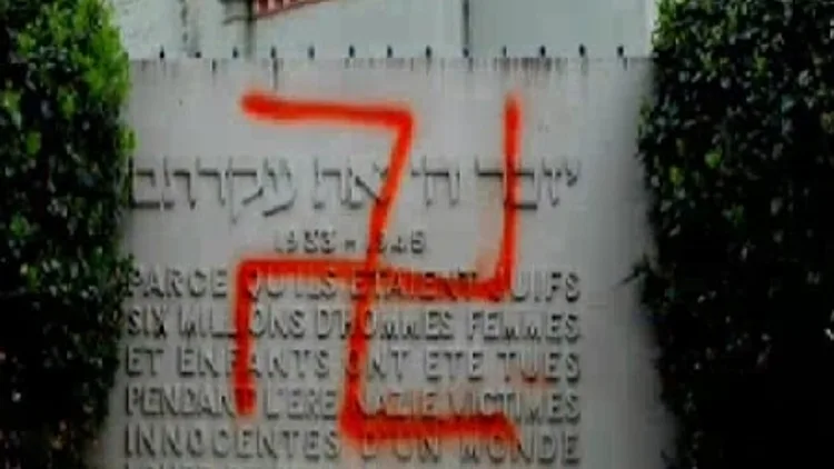 צלבי קרס בשוויץ