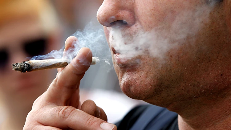 עישון מריחואנה