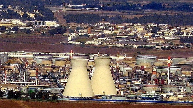 בתי הזיקוק בחיפה